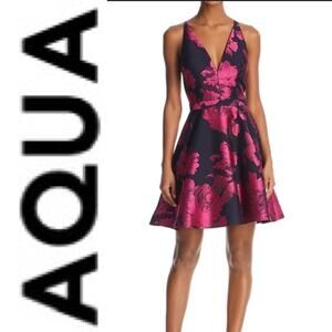 Aqua Women’s Floral Brocade V-Neck Strappy Dress with undercoat Sz. 0/XS NWT